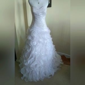 Wedding dress